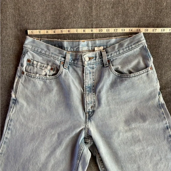 Vintage Levi’s 550 Jeans - Picture 8 of 10